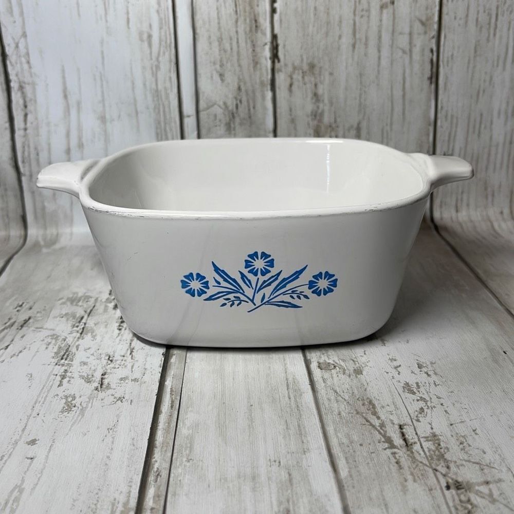 Corning Ware Blue Cornflower P-43-B 22 oz Casserole‎ Dish